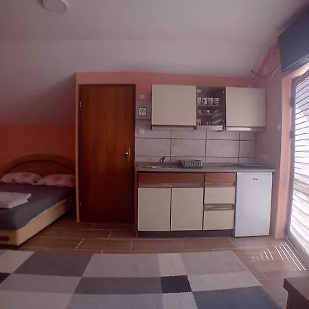 Apartment Red 2